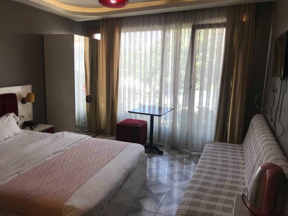 Almond Hill Aparthotel Istanbul Ngoại thất bức ảnh
